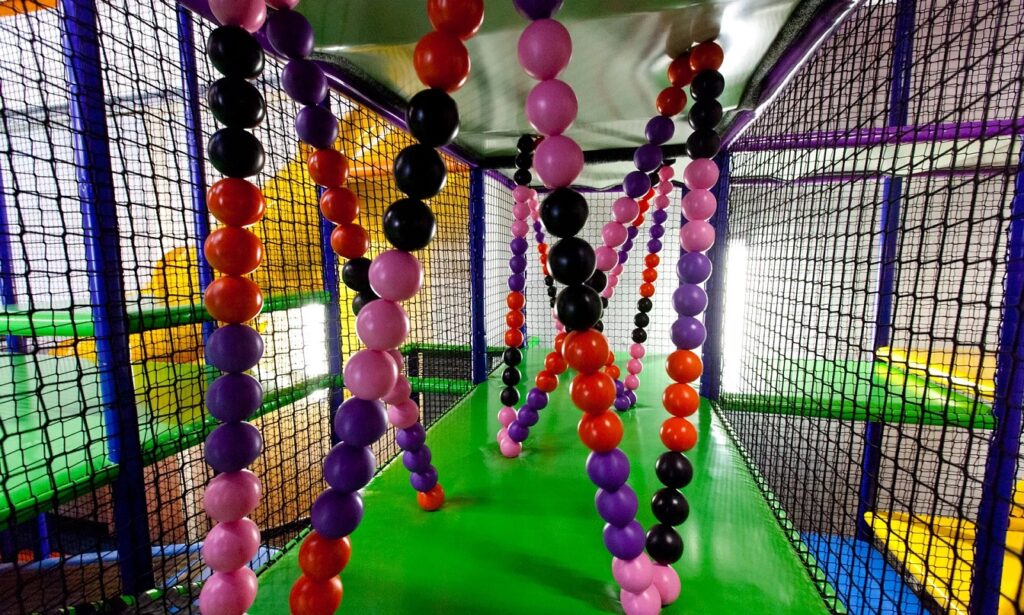 Dlaczego warto odwiedzić Ampa Park rozrywki?