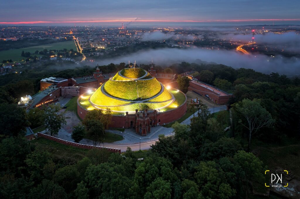 Kopiec Kościuszki Kraków 2 Dojazd i parking przy Kopcu Kościuszki