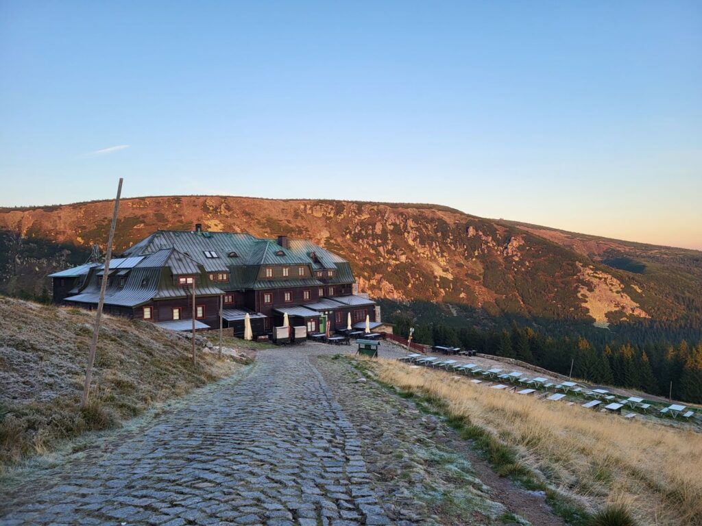 Śnieżka 2 Turystyka i odpowiedzialne zwiedzanie Śnieżki